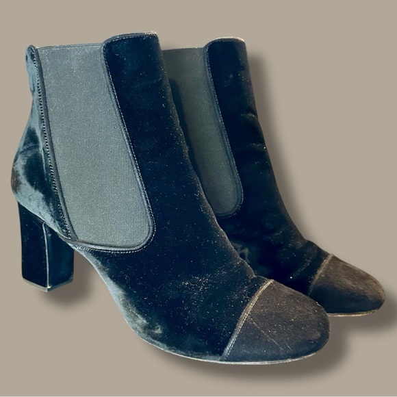 Tabitha Simmons ‘Kiki’ Black Velvet Ankle Boots Size 41 = U.S. Size 11 - Picture 4 of 16